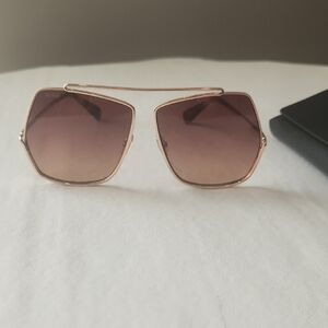 MaxMara Gold and Brown Aviator Sunglasses with Gradient Lenses-Never worn
